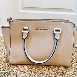 Michael Kors Gray Leather Handbag